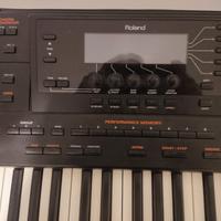 Roland g 800