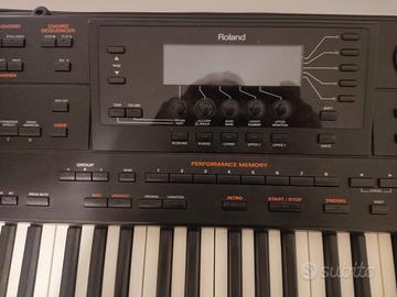 Roland g 800