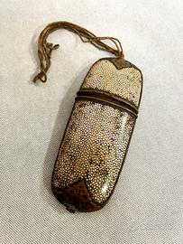 Occhiali da vista antichi, custodia in Zigrino