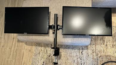 Doppi schermi e asta