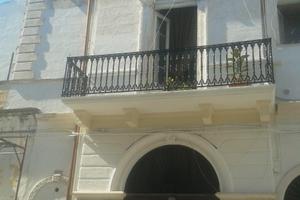 Ampio Trilocale con Terrazza, vicinanze stazione