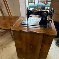 Macchina da cucire vintage