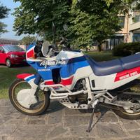 Honda Africa Twin NXR 650 RD 03
