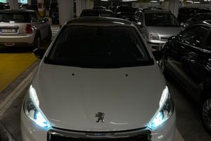Peugeot 208 1.6 120cv bluehdi