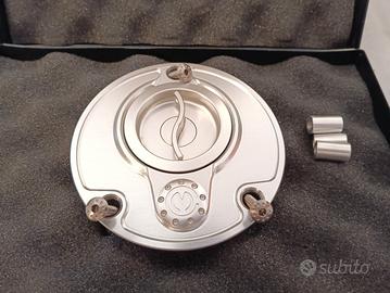 tappo serbatoio moto corse sgancio rapido