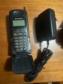 Cellulare motorola d470