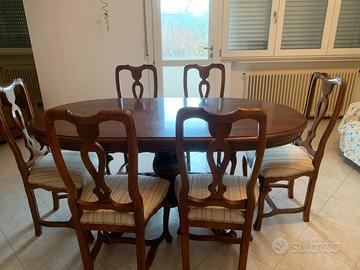 Tavolo ovale completo di 6 sedie