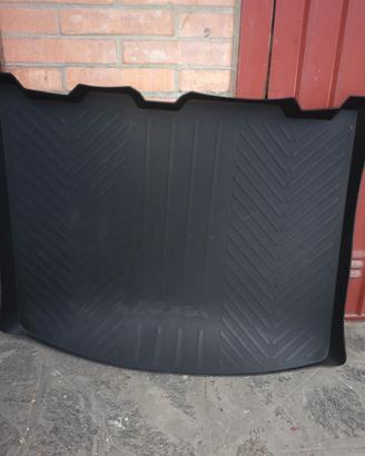 vasca protettiva portabagagli Ford kuga