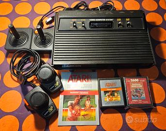 Atari 2600 CX-2600 AP Made in HK (NON FUNZIONANTE)