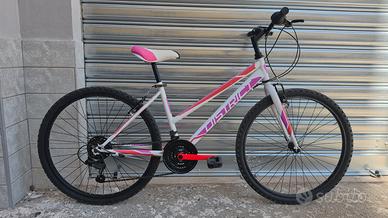 Bicicletta 26" MBM District con cambio Shimano