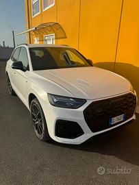 AUDI Q5 40TDI Quattro S-Line Plus