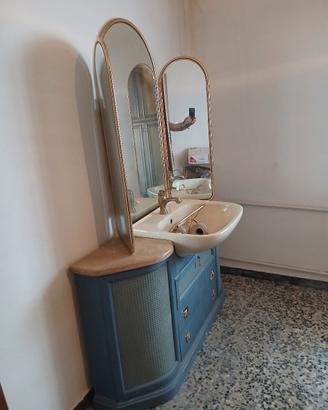 Mobile bagno vintage