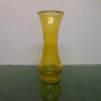 Vaso giallo