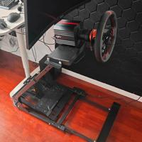 Stand da sim racing solido e ben tenuto