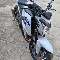 suzuki gsx 1000