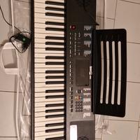 tastiera elettronica con leggio