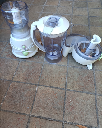 Piccolo robot da cucina