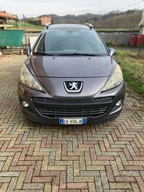 peugeot 207 anno 2011 allure 1600 cc. impianto gas