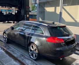OPEL Insignia - 2011