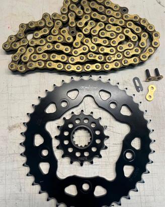 Yamaha R1 trasmissione