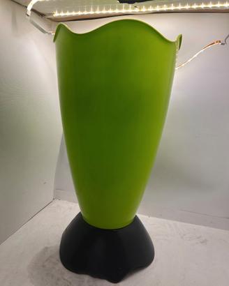 Vaso alto verde / portaombrelli con base nera
