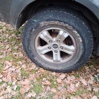 Cerchi in lega 7x16  5x139.7 kia gomme hankook at