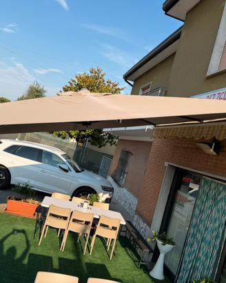 Ombrellone professionale 4x4 pari al nuovo