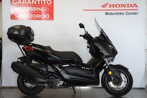 Yamaha X-MAX 400