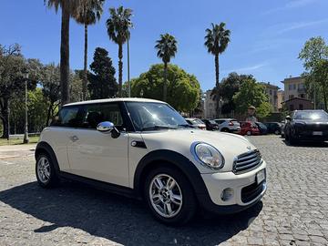 MINI Mini One R56