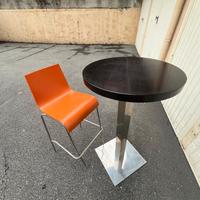 Tavolini e sgabelli da aperitivo