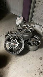 cerchi in lega Momo corse da 17"