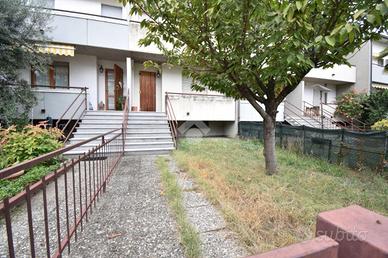 4 LOCALI A PARMA
