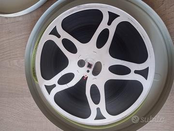 FILM COMPLETO A COLORI SU  PELLICOLA 16 MM