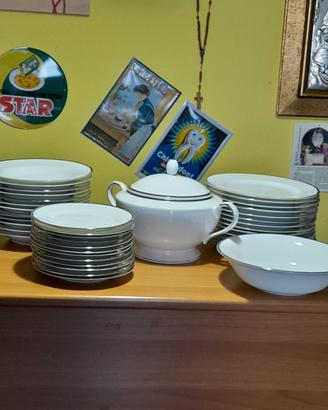 SERVIZIO PIATTI DA 38 PZ. PORCELLANA E PLATINO 