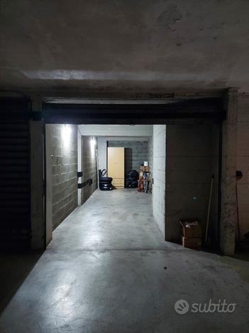 Box garage