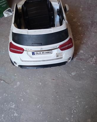 Mercedes GLA 45 amg 2posti bimbi bambini elettrica