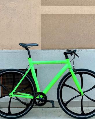 Bici scatto fisso