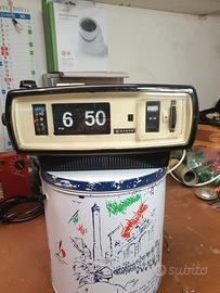 Radio Sveglia Sanyo Vintage Nera