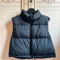 Bomber nero corto smanicato