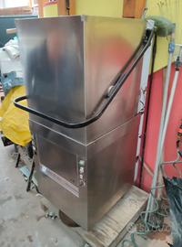 lavastoviglie industriale 