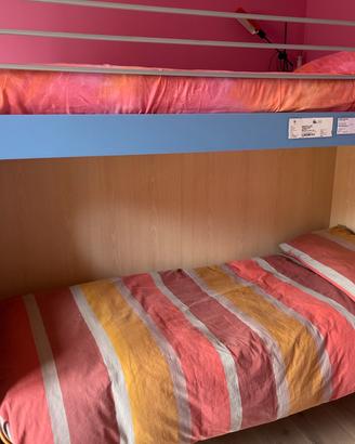Letto a soppalco in legno