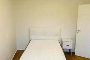 Stanza singola per studentessa/lavoratrice