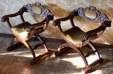 2 Sedie Savonarola in legno massello noce anni '70