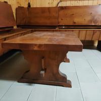 Tavolino e giropanca in legno massello