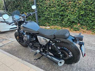 moto guzzi v9 special edition