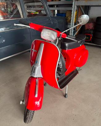 Vespa  50 Special