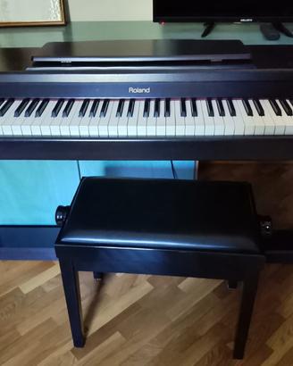 Pianoforte Roland Hp-137