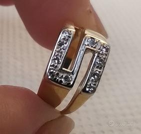 Anello in oro giallo e diamanti 