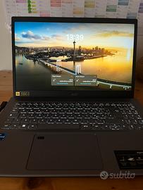 Acer Aspire 5 i7 (12th gen) / 16GB RAM / 1TB SSD