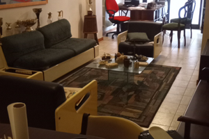 Ufficio con box auto